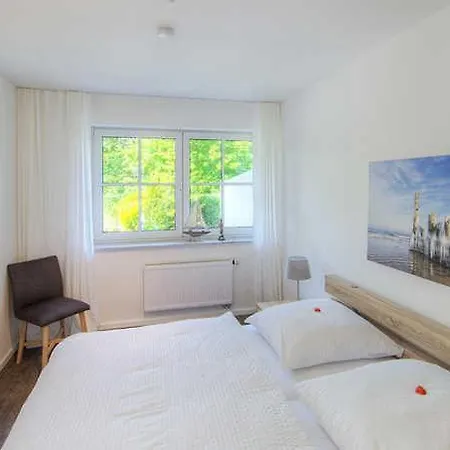 Haus Mit Familiaerer Atmosphaere_ Apartament