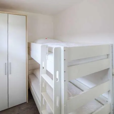 Apartament Haus Mit Familiaerer Atmosphaere_ Scharbeutz