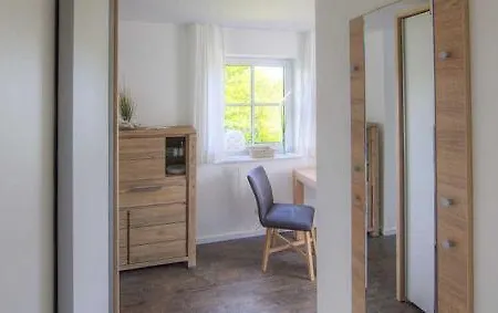Haus Mit Familiaerer Atmosphaere_ * Scharbeutz